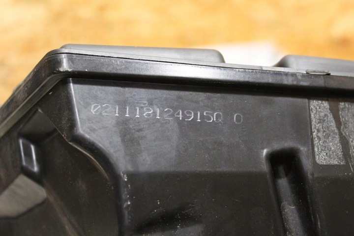 фото №6, Корпус фільтра повітря audi a4 s4 b9 2018 2.0tfsi