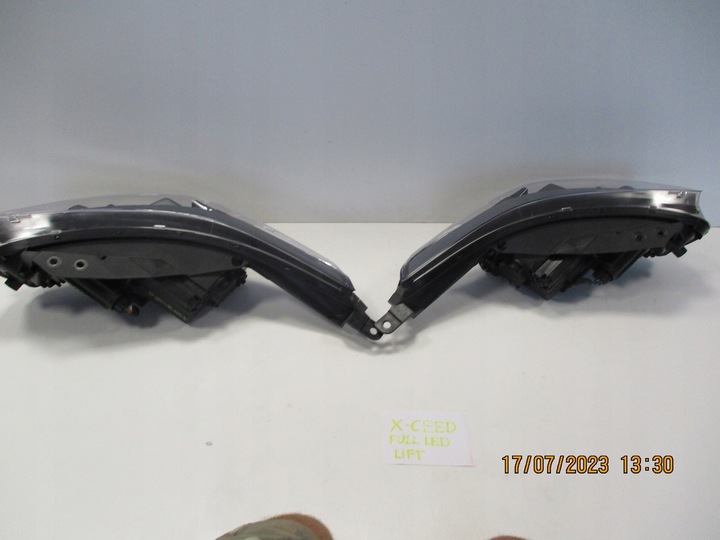фото №9, Лампа полный led рестайлинг kia x-ceed 92102j7850