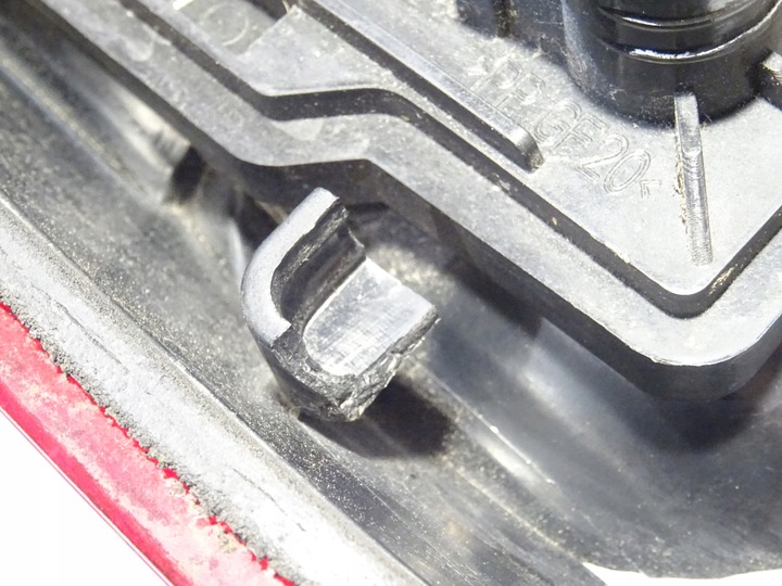 фото №9, Лампа зад задня заднє права vw caddy iii 3 2k0 версія na двері 2k0945112