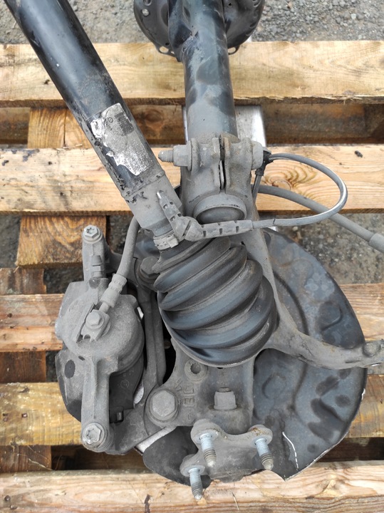 фото №6, Поворотна опора права амортизатор mcpherson  octavia iii golf 7