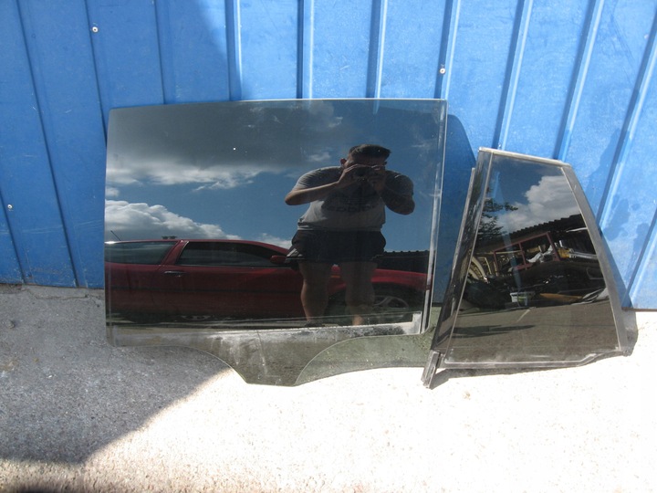 фото №1, Стекло зад задняя правая левая дверь mercedes w213