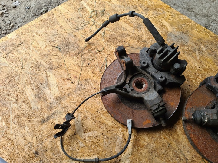 фото №4, Супорт поворотна опора права ліва citroen c4 picasso