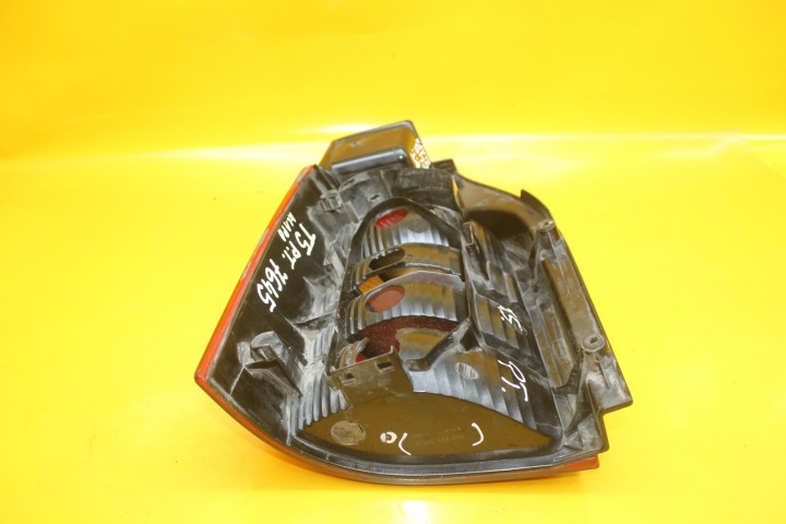 фото №8, Фара права права зад задня vw transporter t5 7h0945096g версія з кришка