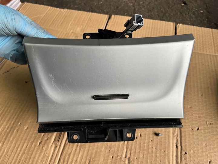 фото №1, 7 jeep grand cherokee wk2 попільничка бардачок