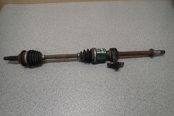 фото №1, Mazda premacy 99- бензин піввісь права з підтримка