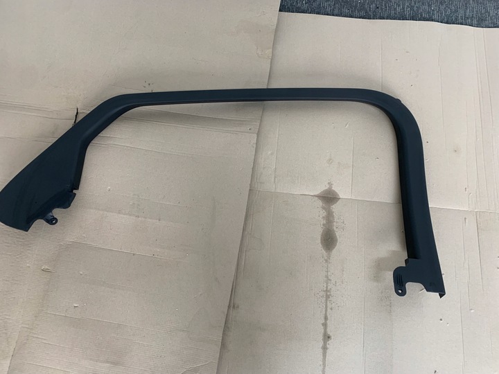 фото №1, Ford mustang mach-e 2021r планка рамка скла двері лівий зад оригінал