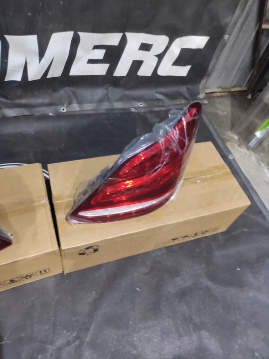 фото №8, Mercedes c -клас w205 2014 лампа задня ліва ,права led нова