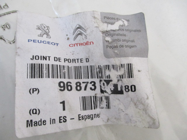 фото №11, Ds4 прокладка двері правих задніх нижня нова оригінал. 9687394180