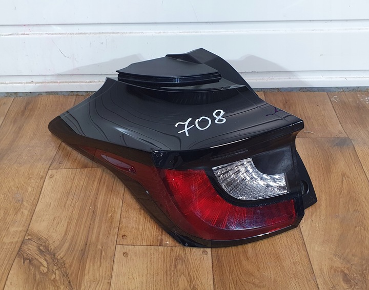 фото №1, Toyota yaris iv 2020- лампа зад левая задняя