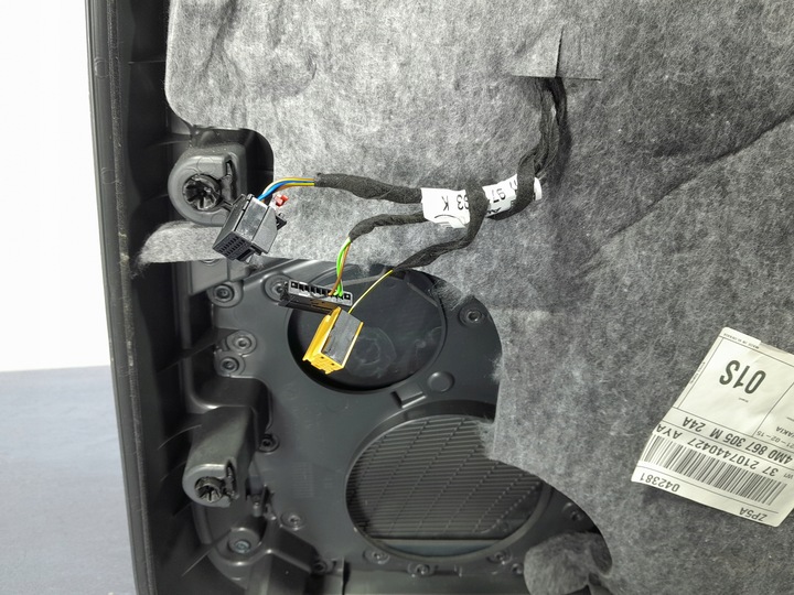 фото №10, Audi q7 ii 4m рестайлинг обивка боковина дверь зад левый bang olufsen