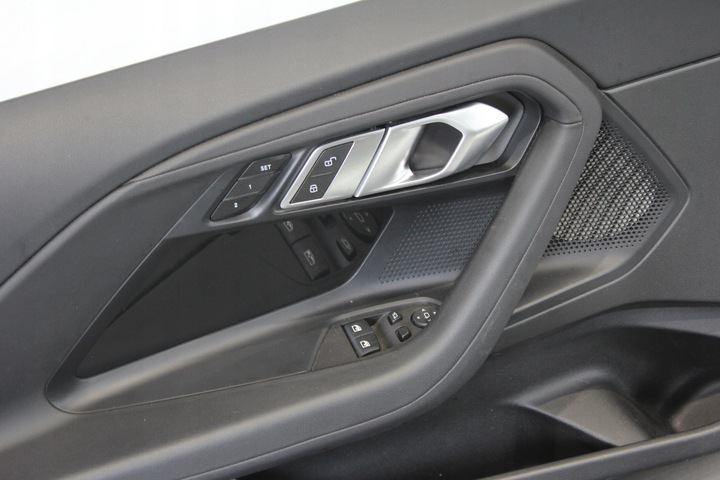 фото №13, Сиденья диван обшивки салон спортивные сиденья sensatec bmw g42 2er