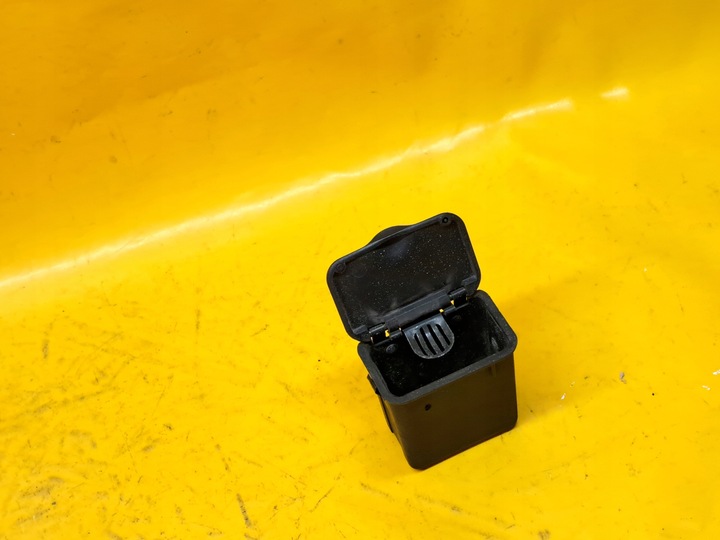 фото №9, Пепельница w дверь p/l zafira a 99-05r 90580259