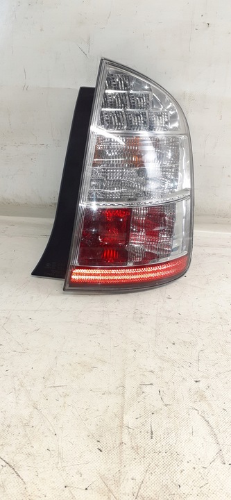 фото №1, Toyota prius 2 ii w20 лампа зад права 03-09