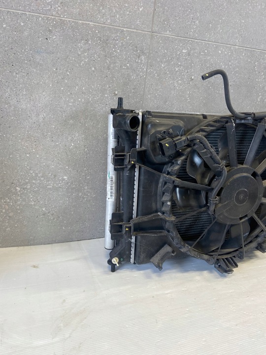 фото №5, Комплект радиаторов воды кондиционера hyundai i20 ii 1.2 84km 25303-c8030