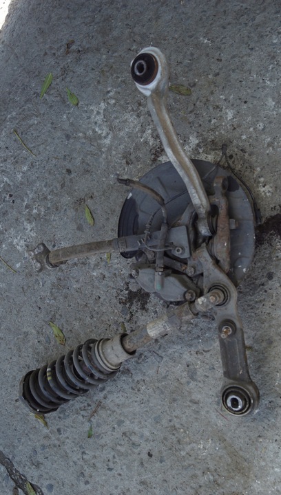 фото №7, Поворотный кулак левый перед mercedes cls w219 3.0 cdi