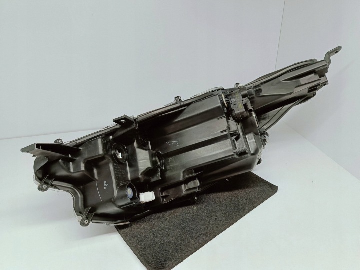 фото №12, Toyota yaris iv 4 p21 19-фара передня праве перед лінза koito k0-6 eu