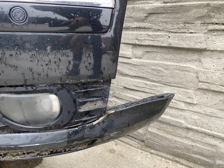 фото №5, Бампер переднее audi a8 d3 2002-2005 чёрный - a8 запчасти wschowa