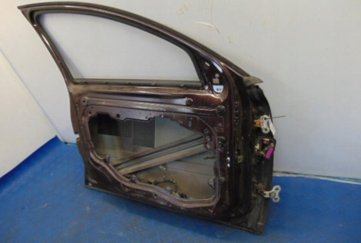 фото №6, Volvo v50 универсал двери левые перед код краски blackcurrant pe-arl 46300