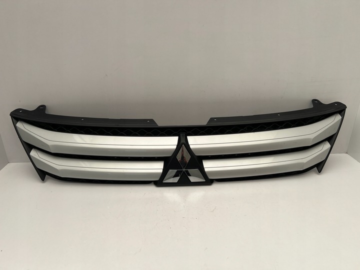 фото №1, Решітка решітка радіатора mitsubishi eclipse cross 7450b072 7450b048 7450a402 повний оригінал