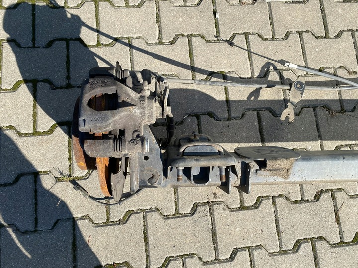 фото №4, Renault master iii 2.3 dci задня вісь балка зад підвішування 555110236r супорт