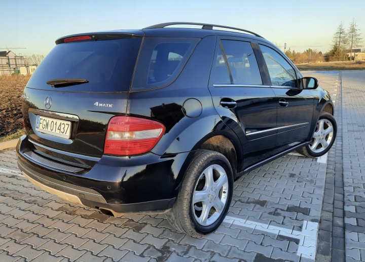 фото №15, Mercedes ml w164 - планки хром накладки скребовые окна