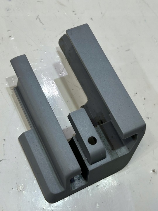 фото №1, Заглушка направляючої сидіння audi a8 d4 4h0881348a