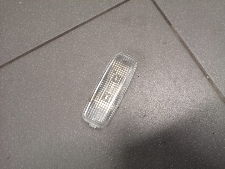 фото №1, Лампа освещение интерьера audi a8 d3 4e0947105