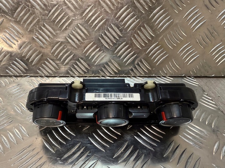 фото №9, Vw passat b7 usa панель управление кондиционера воздуховод 561907426j