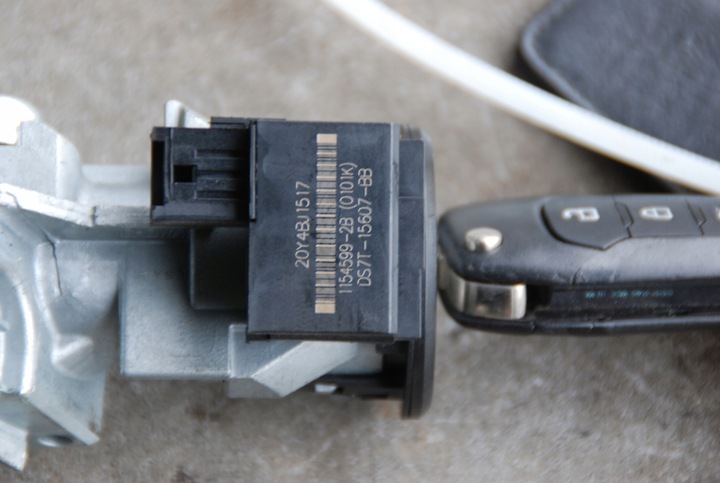 фото №4, Замок зажигания ключ ford mondeo mk5 1.6 tdci 15r