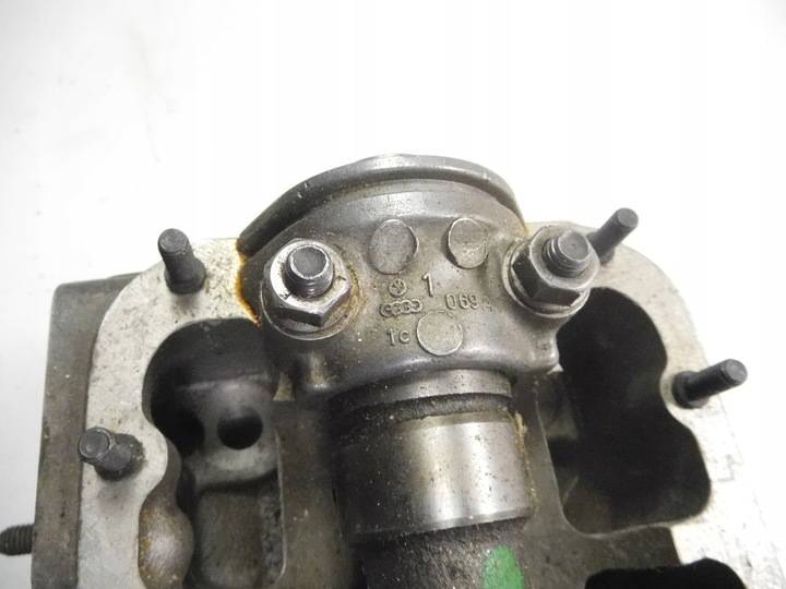 фото №14, Головка цилиндров audi 100 2.0 86- 069103265dx