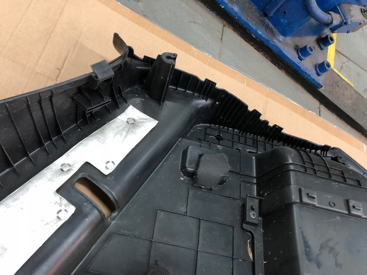 фото №7, Kia rio v 2017- боковина багажника праві зад 85731-h8000