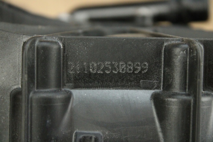фото №12, Оригинальная запчасть коллектор впускной b48 bmw 4 2.0i g22 g26 g30 g20 8647975 26km!
