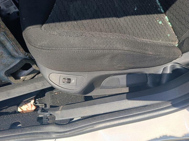 фото №6, Peugeot 308 sw сидіння перед лівий правий