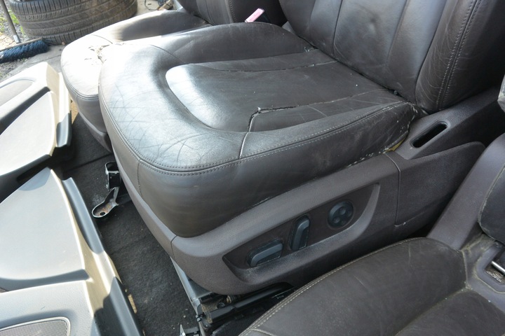 фото №8, Сидіння диван обшивки 7 місць алькантара audi q7 eu