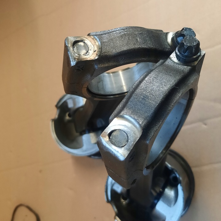 фото №9, Bmw f10 2.0d n47d20c поршень 0840zu
