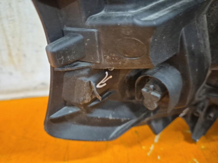 фото №10, Opel vivaro b 14-19 фара левое фара передняя передняя 260607015r