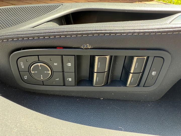 фото №6, Lexus rx350,450 2025 карта двері перед
