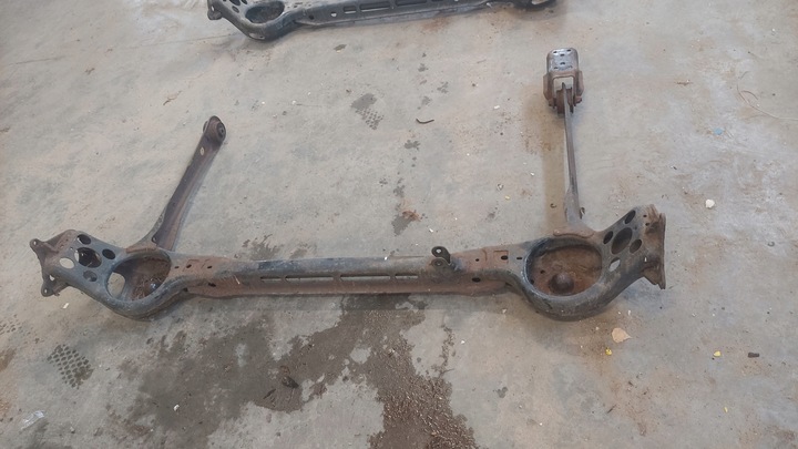 фото №6, Voyager town caravan 08-20r балка підвішування зад