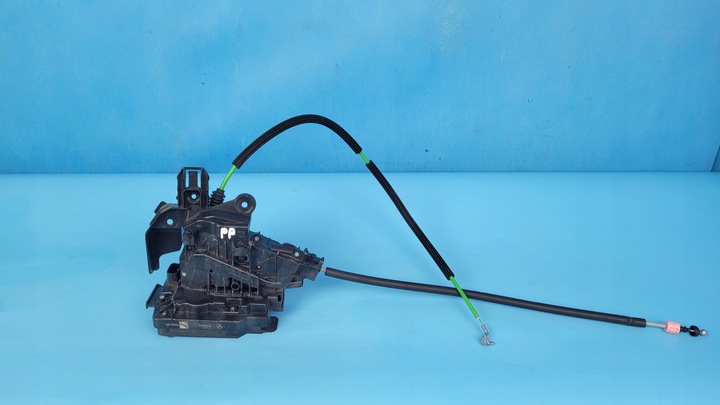 фото №10, Mercedes eqe w295 350+ 23r замок двері праві перед a0997205602 a2230030899