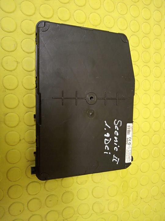 фото №1, Renault scenic 1.9 модуль коробка bsi 8200351183