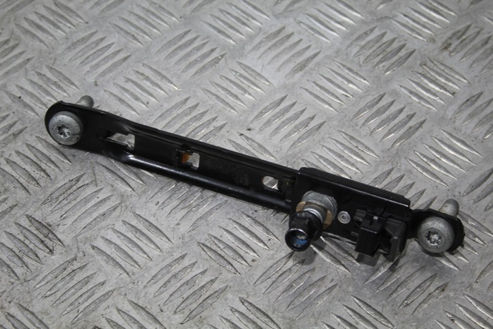 фото №1, Регулировка ремней безопасности stelvio 68102536ab