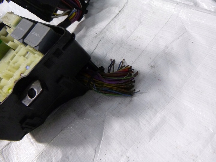 фото №3, Корпус коробка запобіжників клема focus mk3