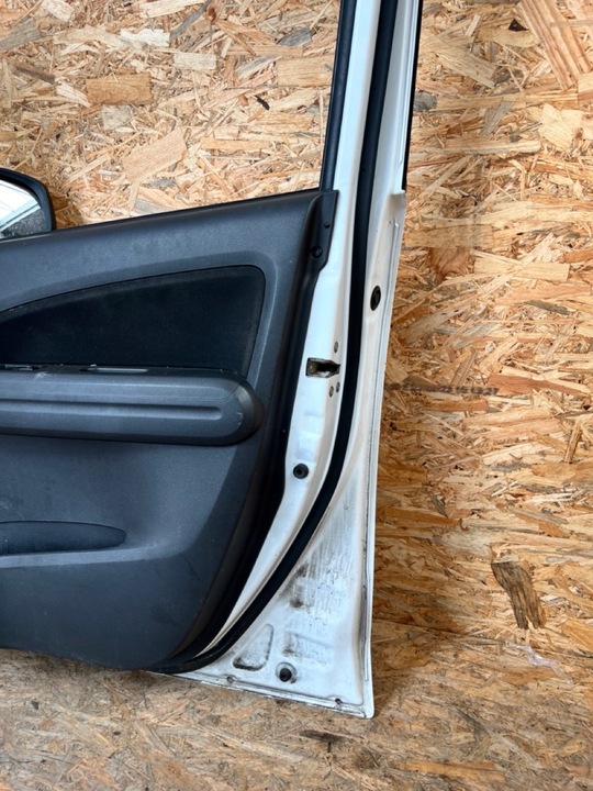 фото №13, Двері передні праві правий перед suzuki splash лак: 26u білий