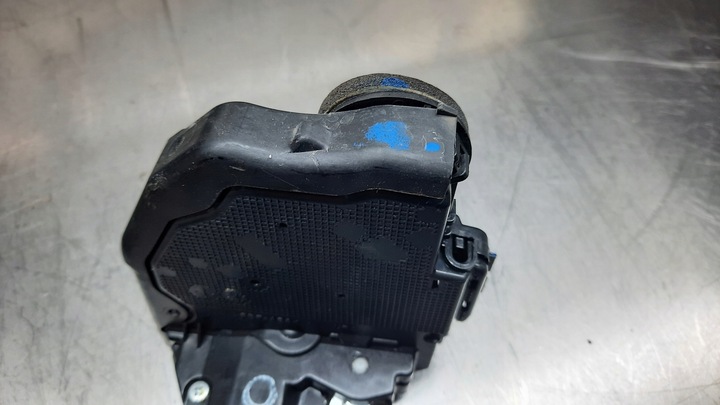 фото №7, Замок дверь правый зад 4 pin toyota corolla e21 sedan