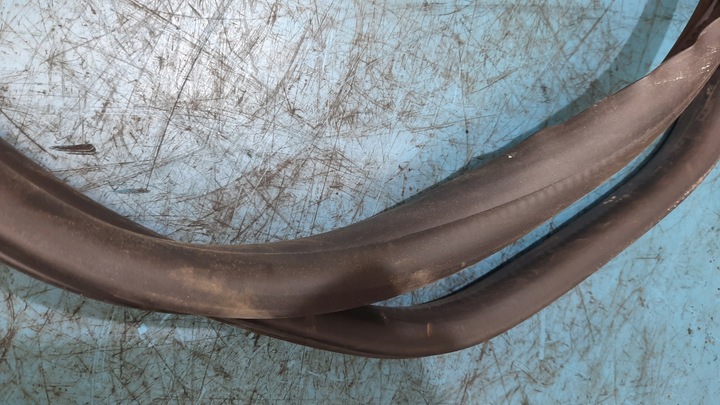 фото №6, Прокладка дверь левый зад volvo v60 10-18r