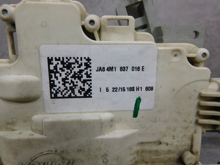 фото №11, Audi q7 4m натяжители дверь softclose soft close комплект передний рестайлинг