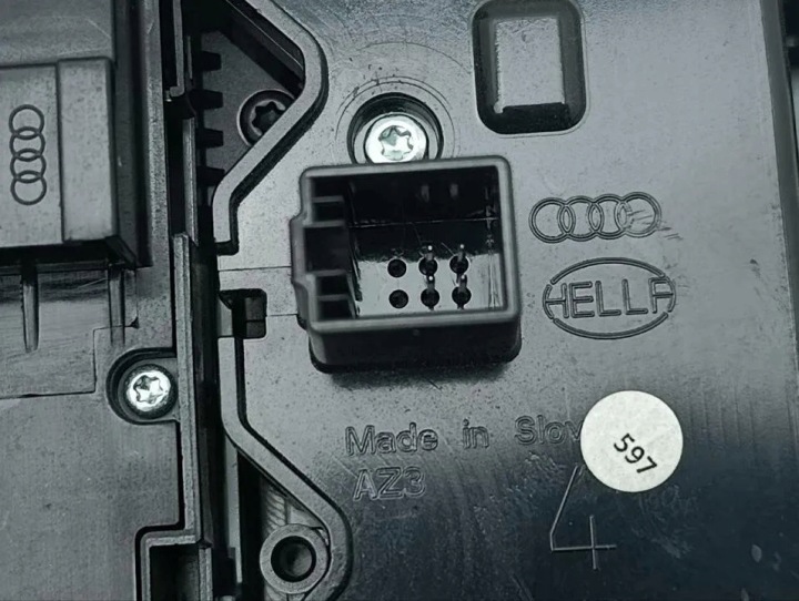 фото №14, Освещение внутренние audi 4k0947135l электрический 230kw 2019