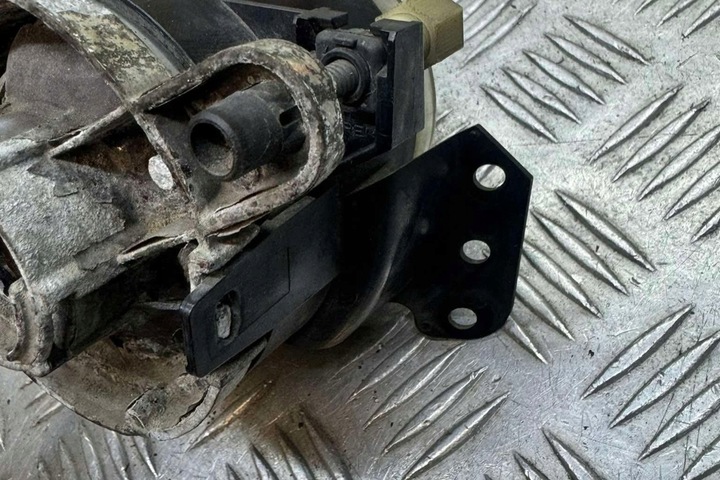 фото №7, Галоген левый переднее bmw 5 e60 6160100000 3.0l дизель 160kw 2005