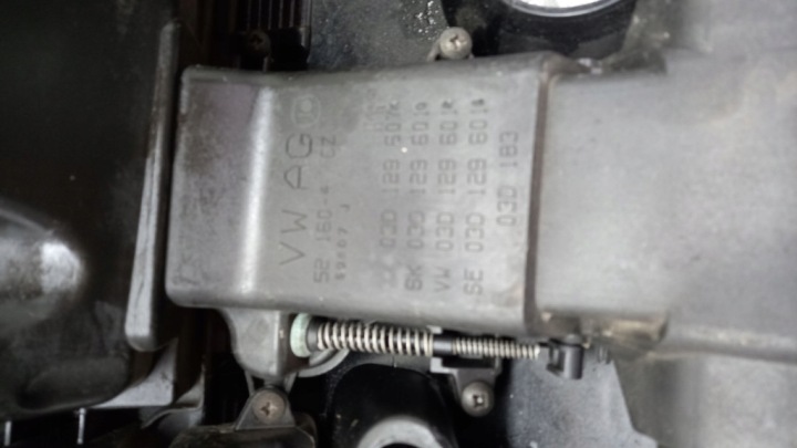 фото №9, Корпус фильтра воздуха vw polo iv 03r 1.2b 030129507