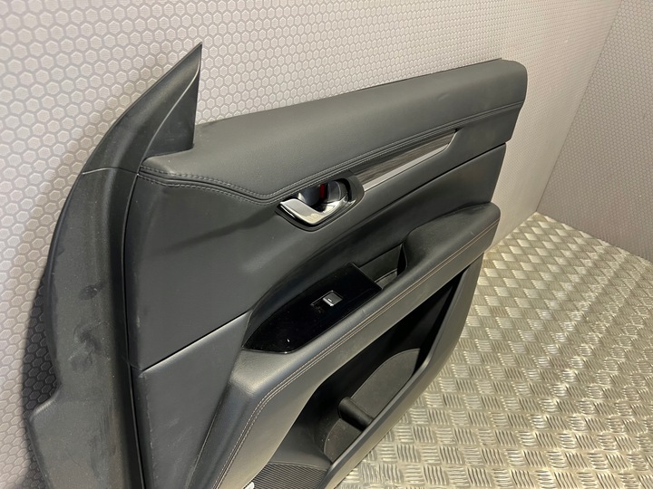 фото №7, Боковина обивка дверь mazda cx-5 ii правый перед 2017 -